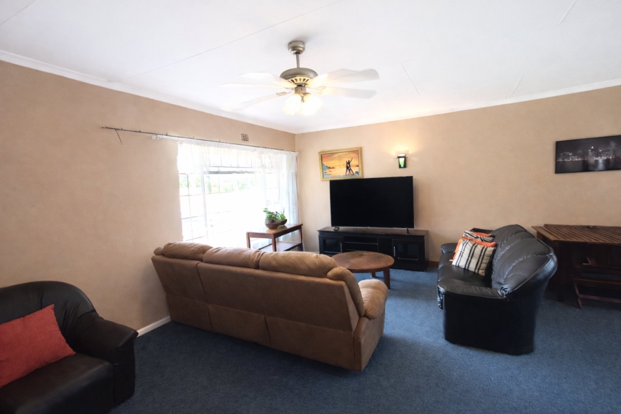 3 Bedroom Property for Sale in Roodia Free State